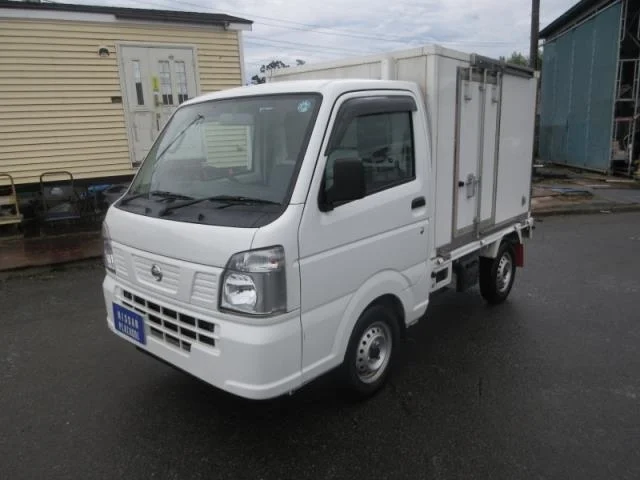 Nissan NT100 Clipper DR16T 2023